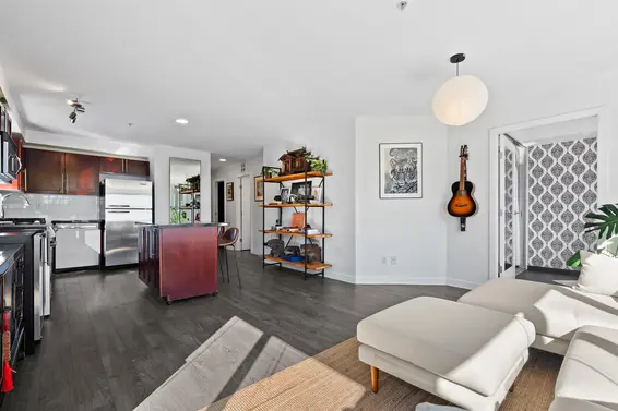 301 122 East 3rd Street, North Vancouver For Sale - image 26