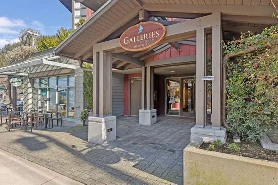 209 6688 Royal Avenue, West Vancouver For Sale - image 2