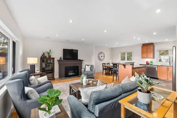3075 Plymouth Drive, North Vancouver For Sale - image 6