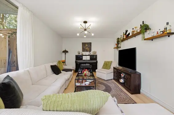 108 2024 Fullerton Avenue, North Vancouver For Sale - image 6