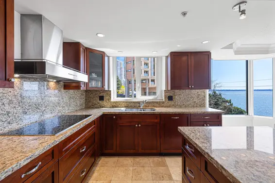 101 2280 Bellevue Avenue, West Vancouver For Sale - image 10
