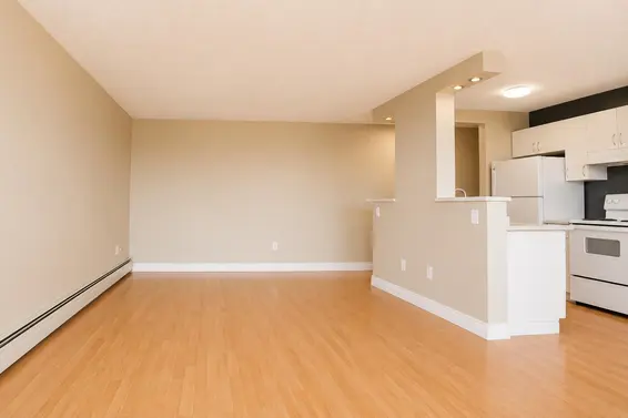 1607 145 St. Georges Avenue, North Vancouver For Sale - image 27