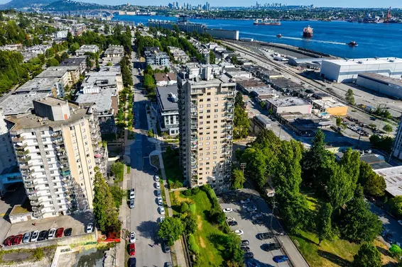1607 145 St. Georges Avenue, North Vancouver For Sale - image 37
