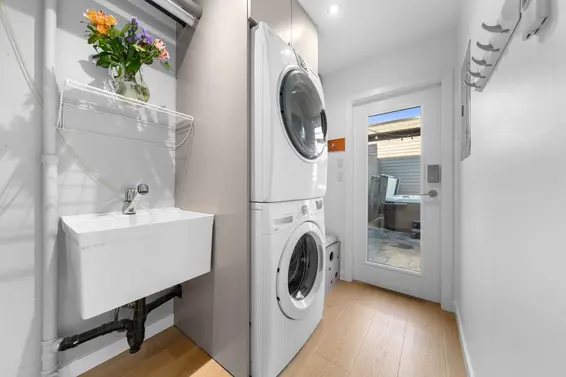 256 West 5th Street, North Vancouver For Sale - image 30