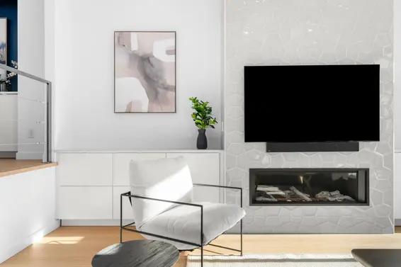 256 West 5th Street, North Vancouver For Sale - image 6