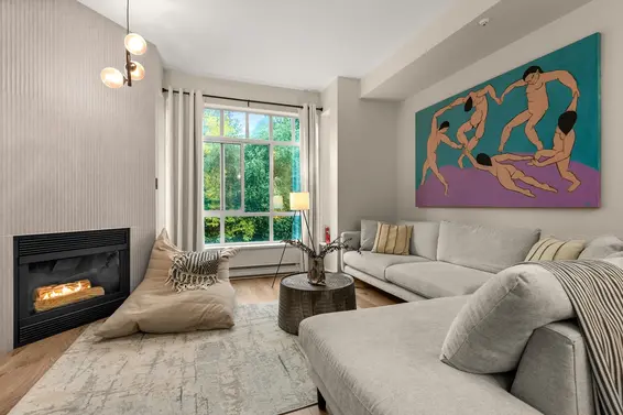 301 630 Roche Point Drive, North Vancouver