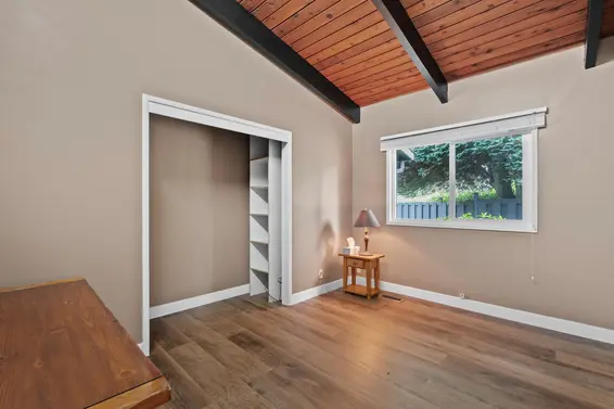 4802 Belvedere Drive, North Vancouver For Sale - image 11