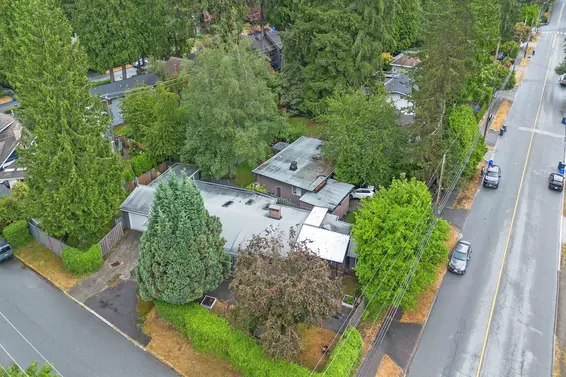 4802 Belvedere Drive, North Vancouver For Sale - image 26