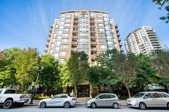 1004 170 West 1st Street, North Vancouver For Sale - image 3