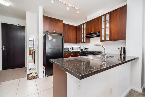 1004 170 West 1st Street, North Vancouver For Sale - image 7