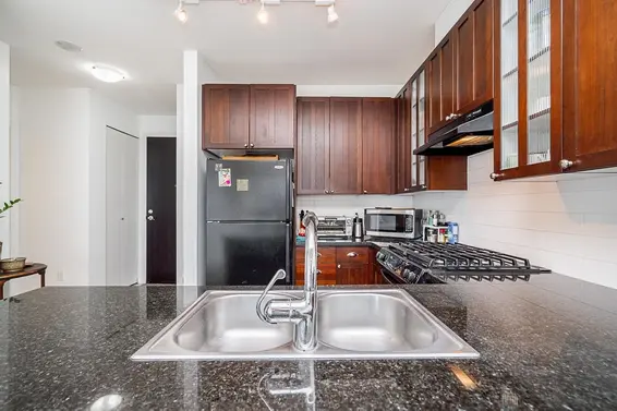 1004 170 West 1st Street, North Vancouver For Sale - image 8