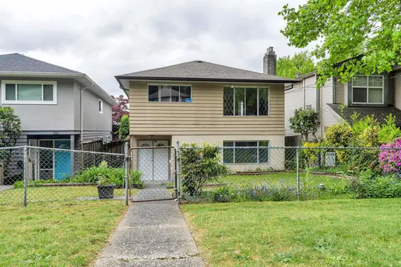 1555 Burrill Avenue, North Vancouver
