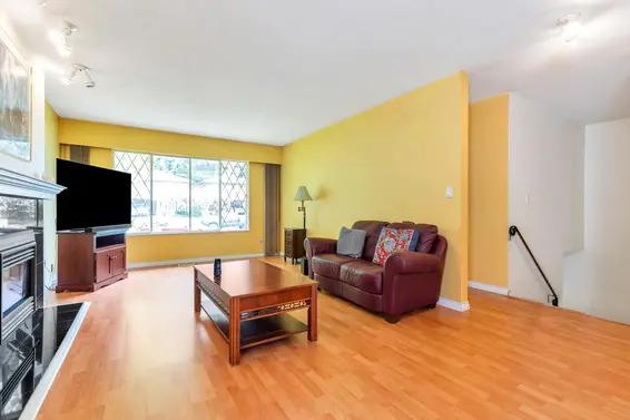 1555 Burrill Avenue, North Vancouver For Sale - image 14