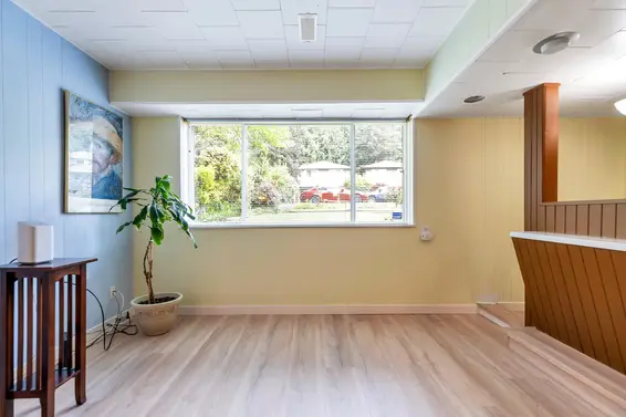 1555 Burrill Avenue, North Vancouver For Sale - image 31