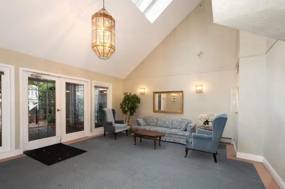 7 2110 Marine Drive, West Vancouver For Sale - image 2