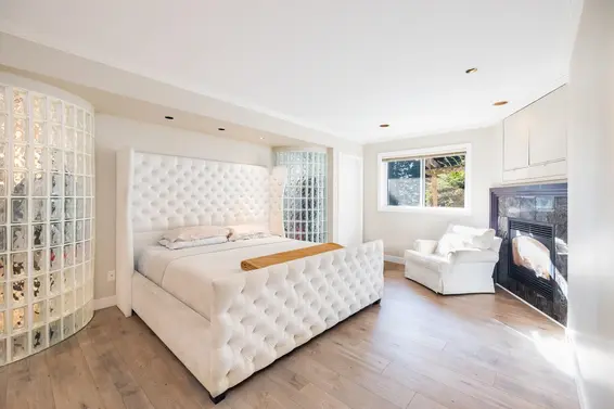 4110 Burkeridge Place, West Vancouver For Sale - image 17