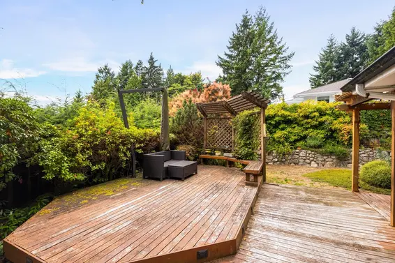 4110 Burkeridge Place, West Vancouver For Sale - image 26