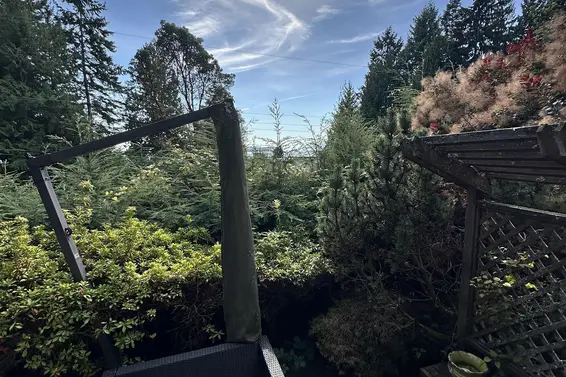 4110 Burkeridge Place, West Vancouver For Sale - image 30