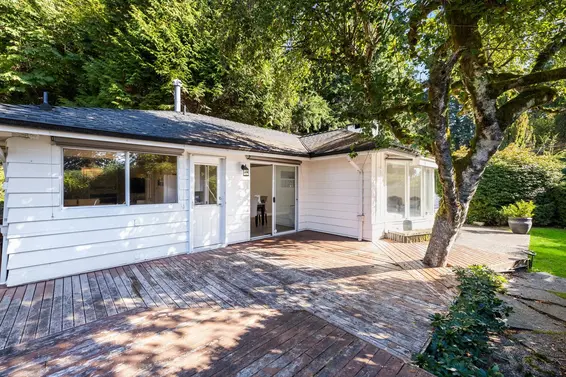 4110 Burkeridge Place, West Vancouver For Sale - image 5