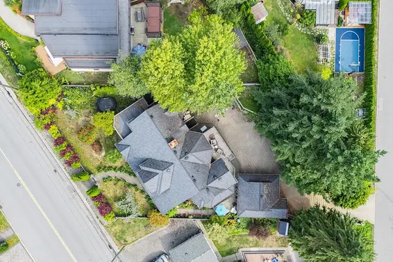 3582 Edgemont Boulevard, North Vancouver For Sale - image 5