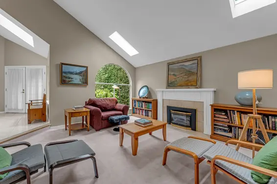 1675 Lawson Avenue, West Vancouver For Sale - image 32