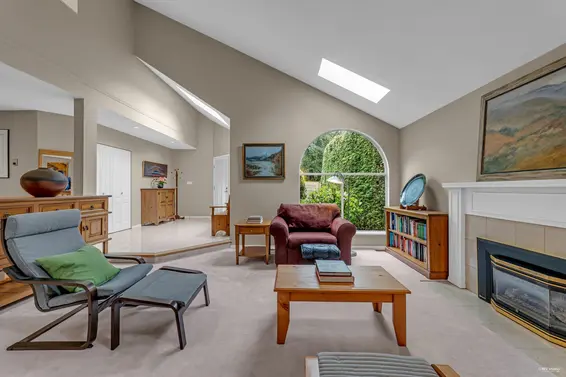 1675 Lawson Avenue, West Vancouver For Sale - image 5