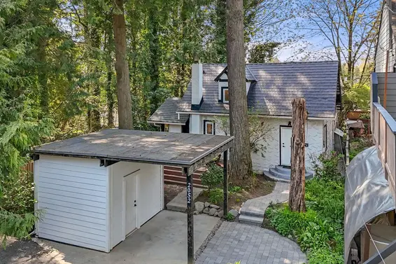 2052 Capilano Road, North Vancouver For Sale - image 36