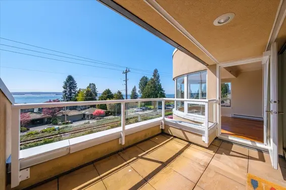 302 2455 Bellevue Avenue, West Vancouver For Sale - image 20