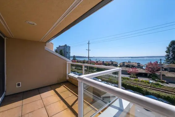 302 2455 Bellevue Avenue, West Vancouver For Sale - image 22