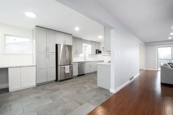 943 Shavington Street, North Vancouver For Sale - image 6