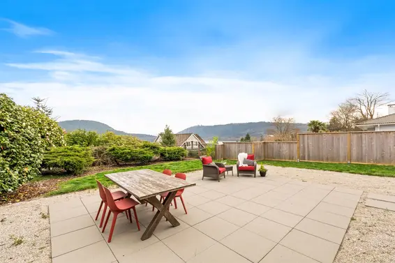 542 North Dollarton Highway, North Vancouver For Sale - image 34