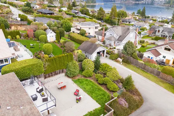 542 North Dollarton Highway, North Vancouver For Sale - image 37