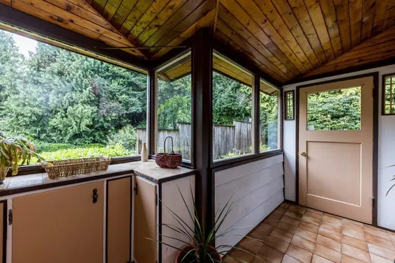 292 East St. James Road, North Vancouver For Sale - image 19