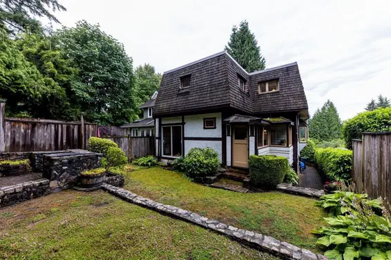 292 East St. James Road, North Vancouver For Sale - image 35
