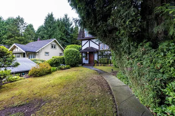 292 East St. James Road, North Vancouver For Sale - image 39