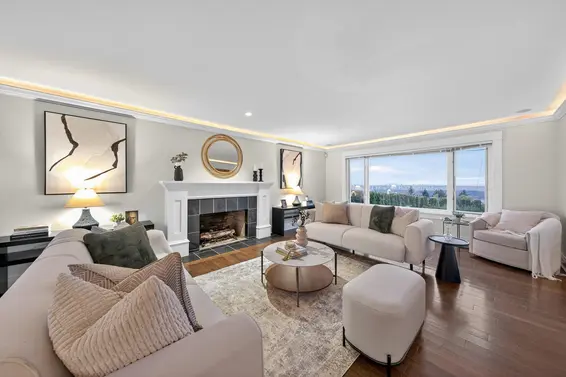 1314 Chartwell Drive, West Vancouver For Sale - image 2