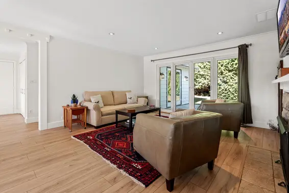 1216 Pinewood Crescent, North Vancouver For Sale - image 13