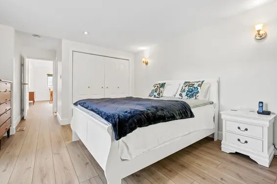 1216 Pinewood Crescent, North Vancouver For Sale - image 18