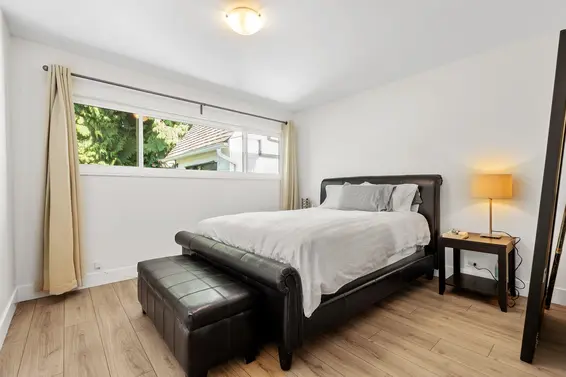 1216 Pinewood Crescent, North Vancouver For Sale - image 23