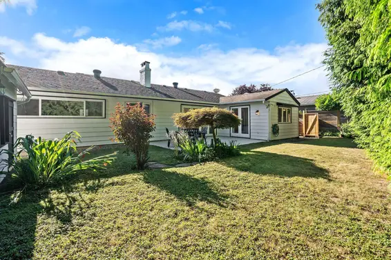 1216 Pinewood Crescent, North Vancouver For Sale - image 29