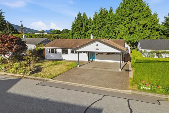 1216 Pinewood Crescent, North Vancouver For Sale - image 34