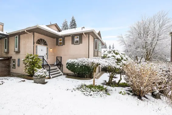 3985 Frames Place, North Vancouver For Sale - image 36