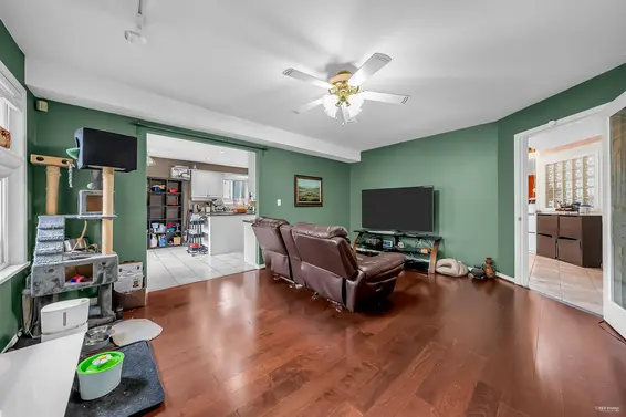 1188 Wellington Drive, North Vancouver For Sale - image 10