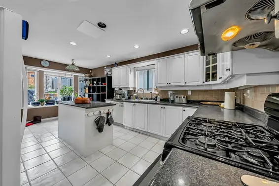1188 Wellington Drive, North Vancouver For Sale - image 19