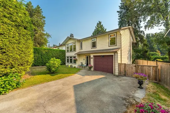 3534 Frederick Road, North Vancouver