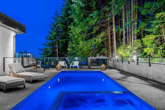 594 Craigmohr Drive, West Vancouver For Sale - image 38