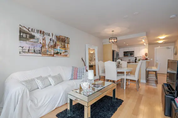 302 160 West 3rd Street, North Vancouver For Sale - image 7