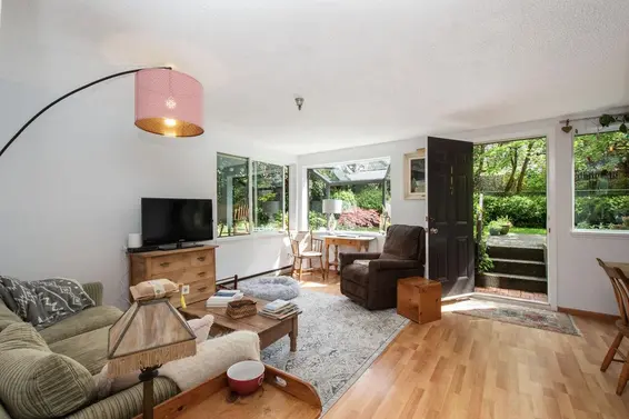 117 1363 Clyde Avenue, West Vancouver For Sale - image 3