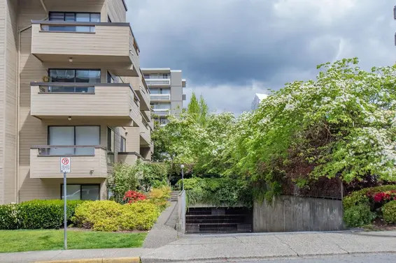 117 1363 Clyde Avenue, West Vancouver For Sale - image 30