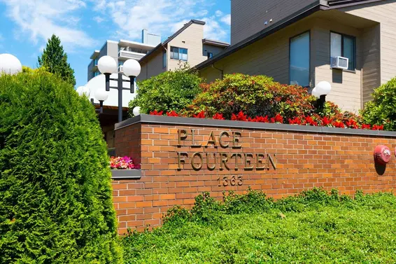 117 1363 Clyde Avenue, West Vancouver For Sale - image 32